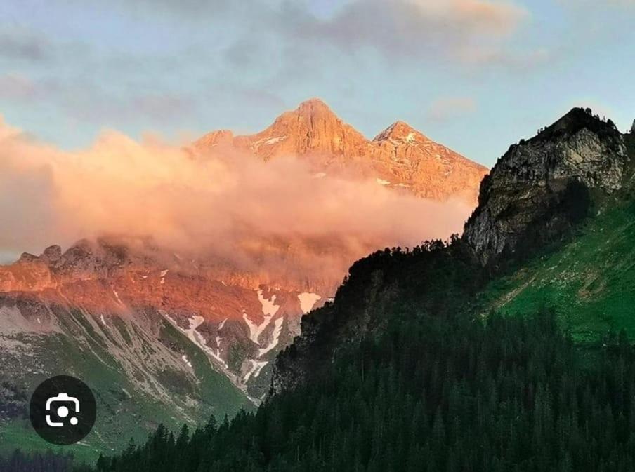 Апартаменти Alpenperle Isenthal Екстер'єр фото